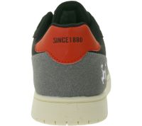 Zapatillas casuales básicas para hombre de U.S. ATHLETIC con logo en relieve, cordones y bordado. Disponibles en negro/gris, blanco/gris o blanco/negro.