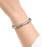 Pulsera moderna de acero inoxidable con cierre de mosquetón para mujer de Calvin Klein - Joyería de muñeca KJJHMD10010, color plata