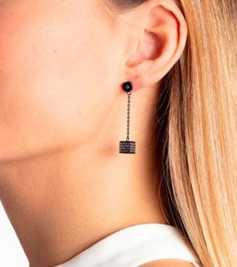 Calvin Klein Damen Ohrstecker mit Swarovski-Kristallen Edelstahl-Ohrringe Ohr-Schmuck KJ9CVE140200 Grau/Hellrosa