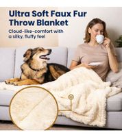 Everlasting Comfort Luxury Faux Fur Throw Blanket – Fluffy, Double-Sided Faux Fur Throw Blanket 127 x 165 cm in Ivory