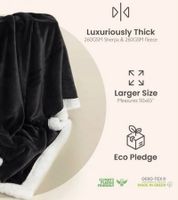 Confezione da 2 coperte reversibili in pile Sherpa Everlasting Comfort Plush, 127 x 165 cm, blu, nero, bordeaux e bianco neve
