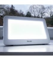 beurer TL 20 Tageslichtlampe Lichtstärke von 10.000 Lux kompakt für unterwegs Lichttherapie 16,5 x 8,5cm Weiß