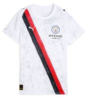 Camiseta oficial de manga larga o corta de PUMA Manchester City para mujer, fabricada en material sostenible, disponible en blanco, naranja, azul, rojo, gris o marrón.