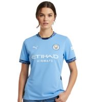 Camiseta oficial de manga larga o corta de PUMA Manchester City para mujer, fabricada en material sostenible, disponible en blanco, naranja, azul, rojo, gris o marrón.