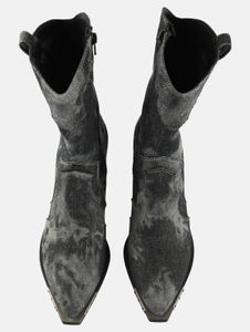 Striking Buffalo women's boots with cotton, black