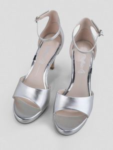 Zapatos de tacón casuales para mujer Buffalo, color plata.