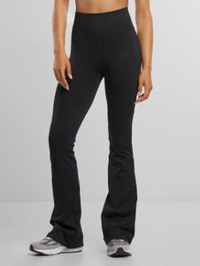Pantalones elásticos cómodos para mujer de la marca aim'n, color negro.