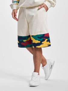 Cómodos pantalones cortos Dangerous DNGRS para hombre, de algodón, color beige.