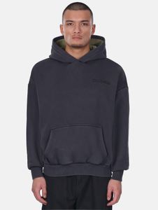 Sudadera moderna de manga larga para hombre con puños y capucha acanalados, confeccionada en algodón, color negro.