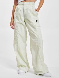 Vaqueros modernos de mujer NIKE con bolsillos con cordón, color blanco crema.