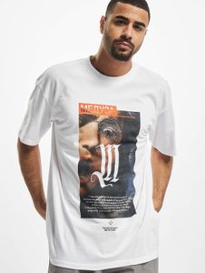 Cómoda camiseta oversize para hombre de la marca Mister Tee, 240 g/m², algodón, blanca.