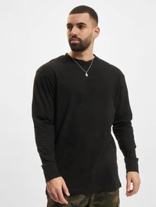 Comfortable URBAN CLASSICS men's T-shirt, 180 g/m², cotton, black