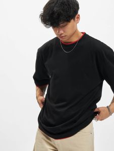 Casual URBAN CLASSICS men's T-shirt, 180 g/m², cotton, black/red