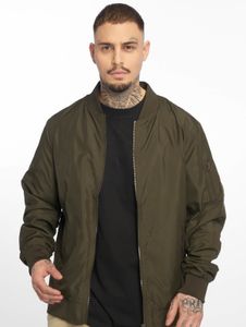 Chaqueta moderna para hombre URBAN CLASSICS, 78 g/m², verde militar.