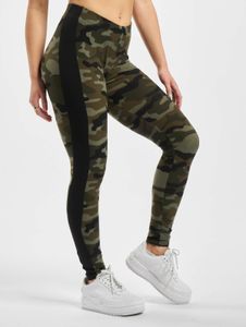 comfortable Urban Classics women's trousers stretch 170 g/m² camouflage