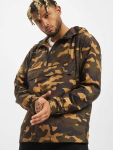 Stylish Urban Classics men's jacket with zipper, 78 g/m², camouflage