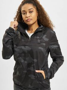 Chaqueta elegante de Urban Classics para mujer con capucha grande y cordón ajustable, 78 g/m², estampado de camuflaje.