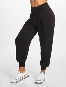 Casual Urban Classics women's jeans 115 g/m² black