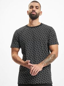 bequemes Urban Classics Herren T-Shirt 200 g/m² mit Baumwolle Schwarz