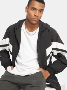 Chaqueta de hombre Simple Urban Classics con cordón ajustable y bolsillos, 97 g/m², negro/blanco