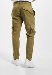 Vaqueros de hombre de la marca Urban Classics, con estilo, elásticos, bolsillos con cremallera y de algodón en color caqui.