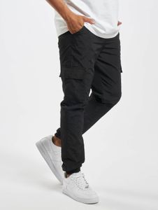 Comfortable URBAN CLASSICS men's trousers with zip pockets, 130 g/m², black
