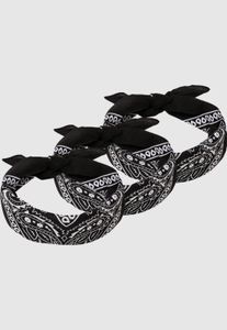 Gorra deportiva unisex Urban Classics de algodón, color negro.