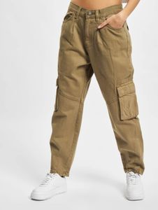 Vaqueros cómodos de mujer Urban Classics con bolsillos, tejido vaquero de 11 g/m² con algodón, color beige.