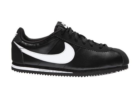 black nike cortez junior