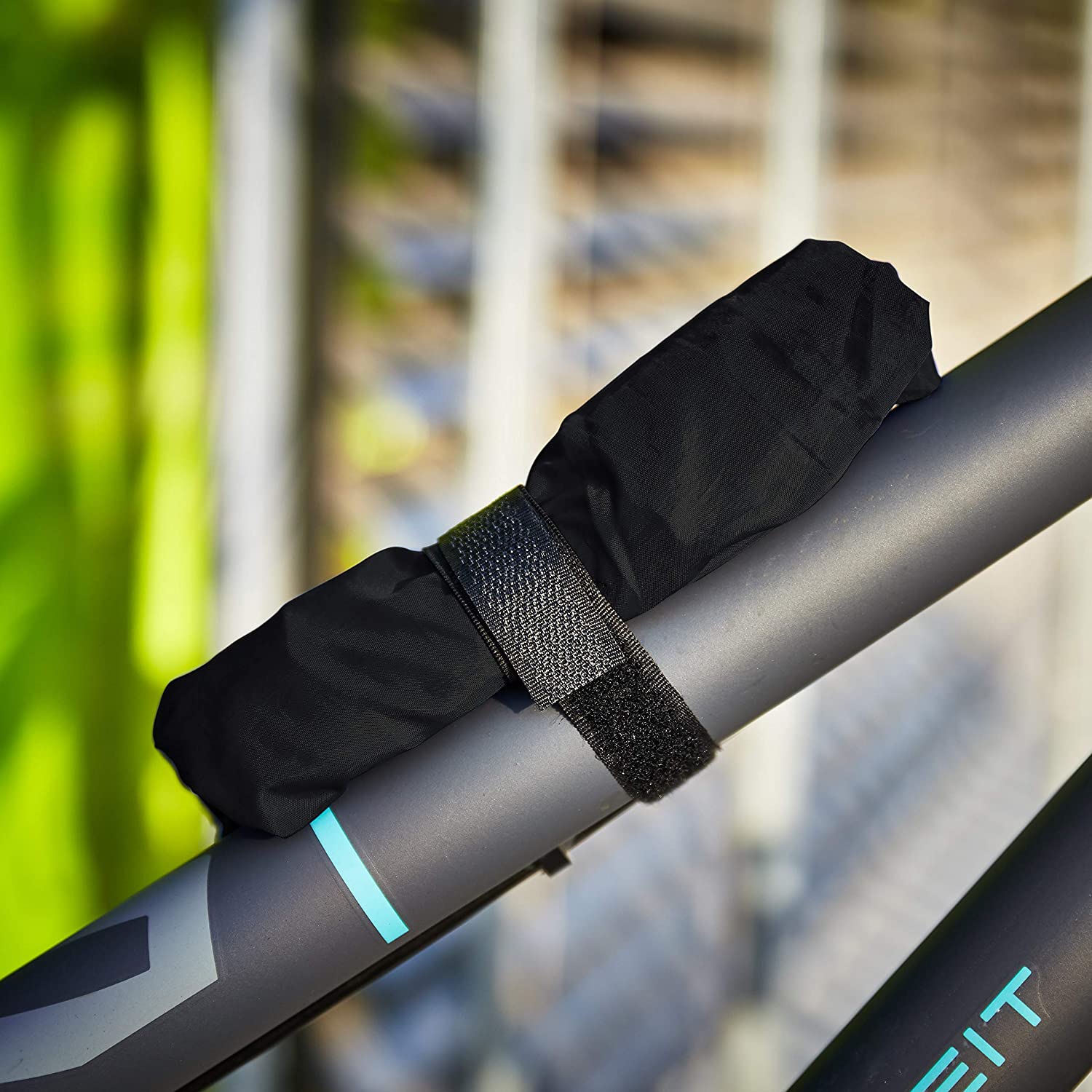 Helmtte - Helmtasche mit Diebstahlschutz | sportkopf Helme & Brillen
