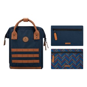 cabaia-adventurer-small-chicago-marineblau-2023-3.jpg cabaia-adventurer-small-chicago-marineblau-2023-3.jpg