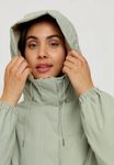 mazine-ella-light-parka-seagrasssandyolive2023-4.JPG