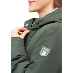 W-01-XX-Friese-Festholm-deepforest-offwhite0591-9023-040-1800x1800-clipped-rev-1.jpeg