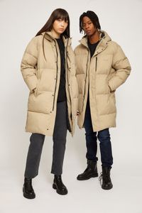 23311438-moose-puffer-coat-unisex-sandy-olive-06.jpg 23311438-moose-puffer-coat-unisex-sandy-olive-06.jpg