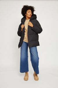 23331442-peyla-puffer-jacket-black-07.jpg 23331442-peyla-puffer-jacket-black-07.jpg