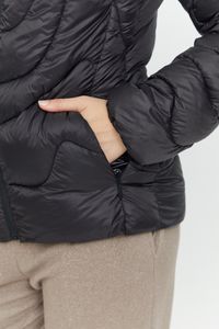 23331420-solna-light-padded-jacket-black-03.jpg 23331420-solna-light-padded-jacket-black-03.jpg