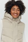 23331501-wanda-vest-light-taupe-06.jpg