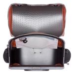 Ultimate-Six-Plus-7L-F3174-inside.jpg