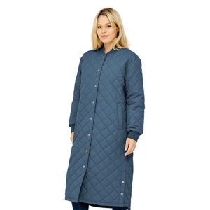 quiltby-long-cozy-damen-steppmantel-blau-orion-gefuettert-nachhaltig-7101-1-3-clipped-rev-1.jpeg quiltby-long-cozy-damen-steppmantel-blau-orion-gefuettert-nachhaltig-7101-1-3-clipped-rev-1.jpeg