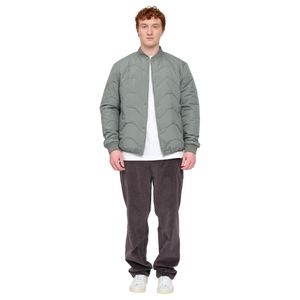 25301415-light-bottle-04-clipped-rev-1.jpeg 25301415-light-bottle-04-clipped-rev-1.jpeg