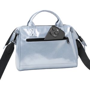 TDM-S26-CROSSBODY-MEDIUM-FIJI-3667022024420-06-clipped-rev-1.jpeg TDM-S26-CROSSBODY-MEDIUM-FIJI-3667022024420-06-clipped-rev-1.jpeg