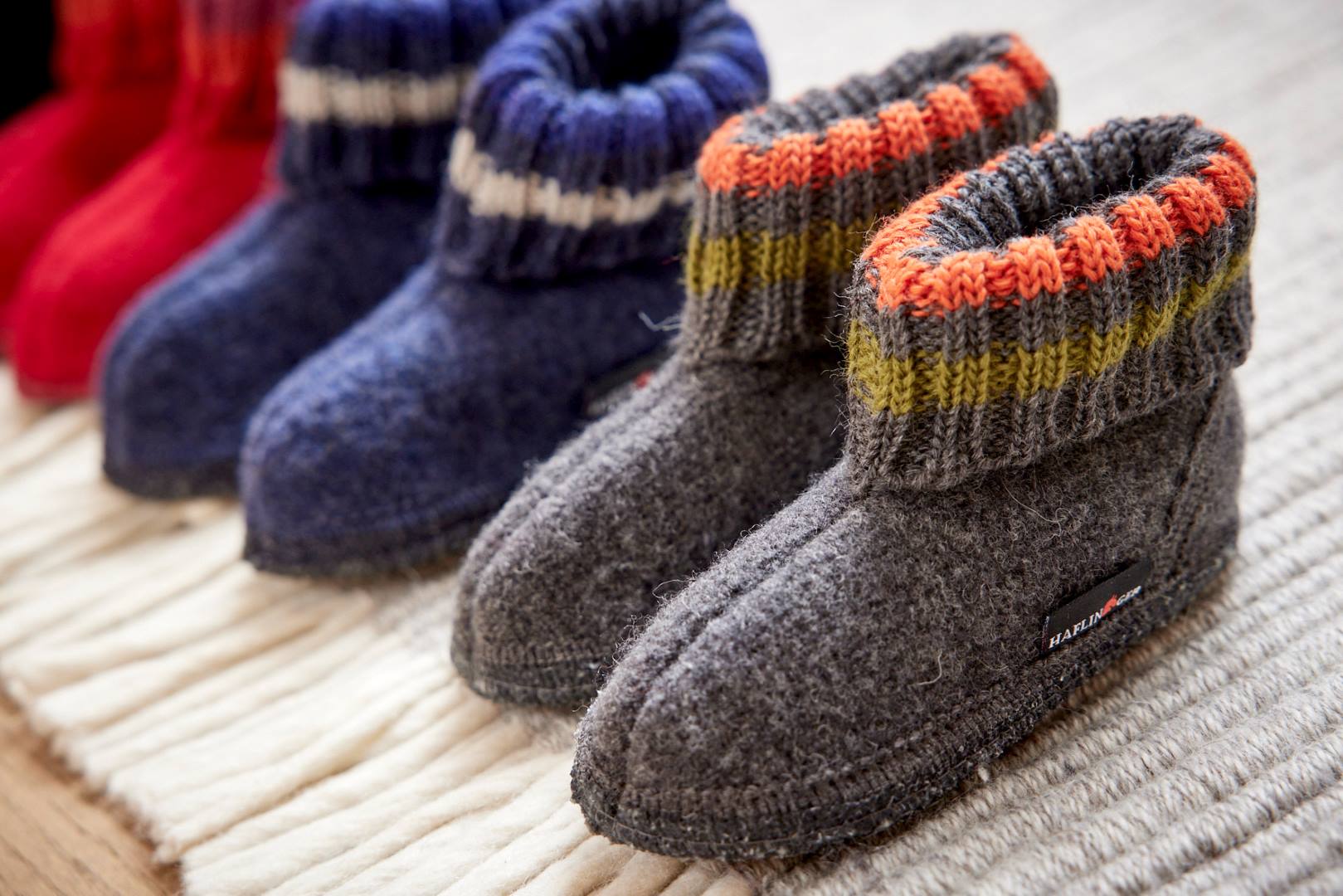 Herren Hütenschuhe aus reiner Schurwolle von Haflinger für die kalten Tage.