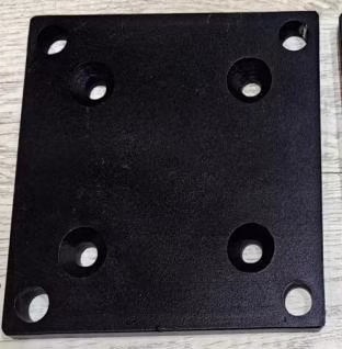 PV Zaun Pfosten Montageplatte mit 4x M10 Schrauben RAL7016