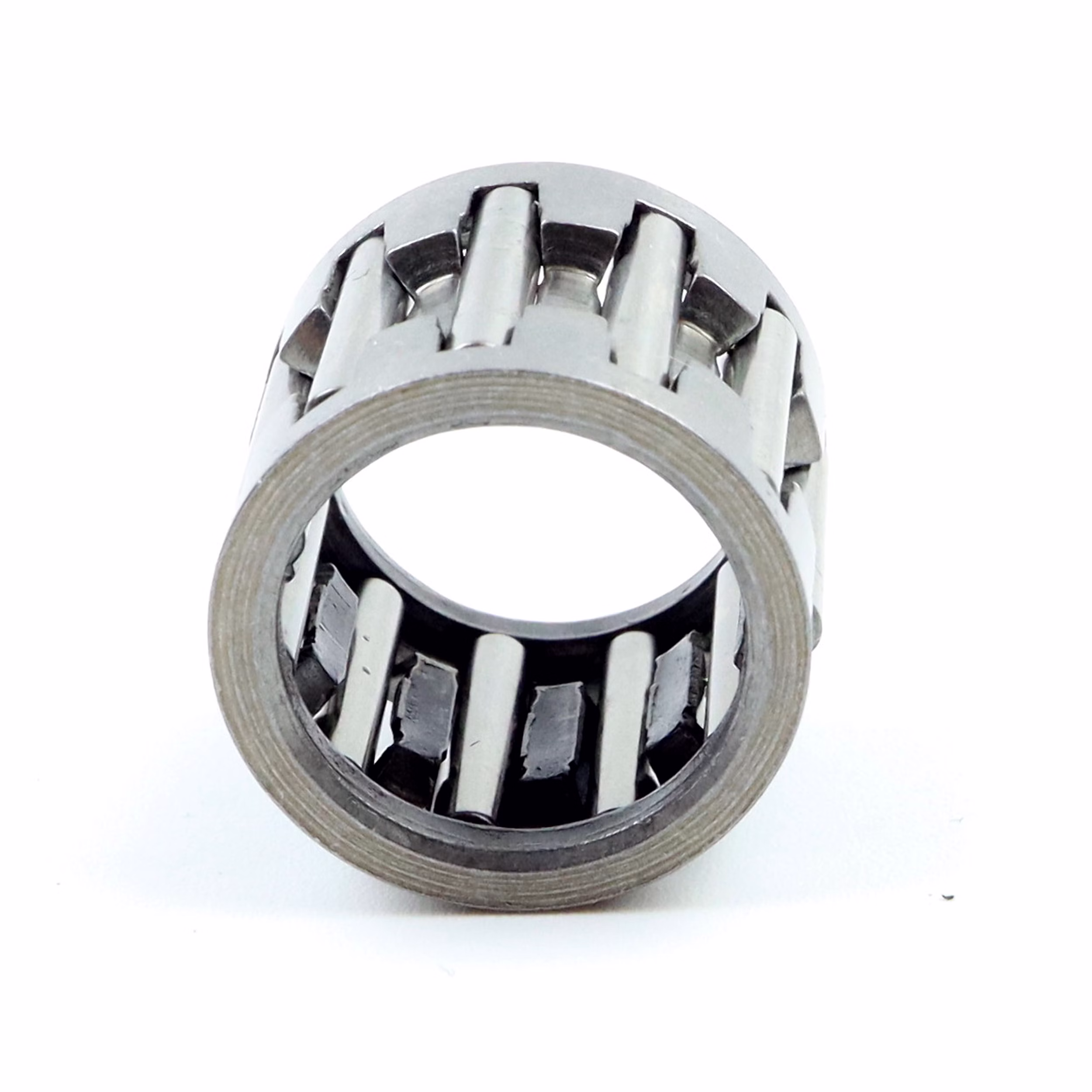 Recambio compatible con Honda 91101-KE6-831 Conjunto de agujas y jaula rodamiento de agujas 14x19x17mm PPE08940 Recambio compatible con Honda 91101-KE6-831 Conjunto de agujas y jaula rodamiento de agujas 14x19x17mm Descubre nuestra amplia gama de recambios para tus máquinas favoritas. Desde recambios para motos hasta kits de rodamientos de rueda, encontrarás todo lo