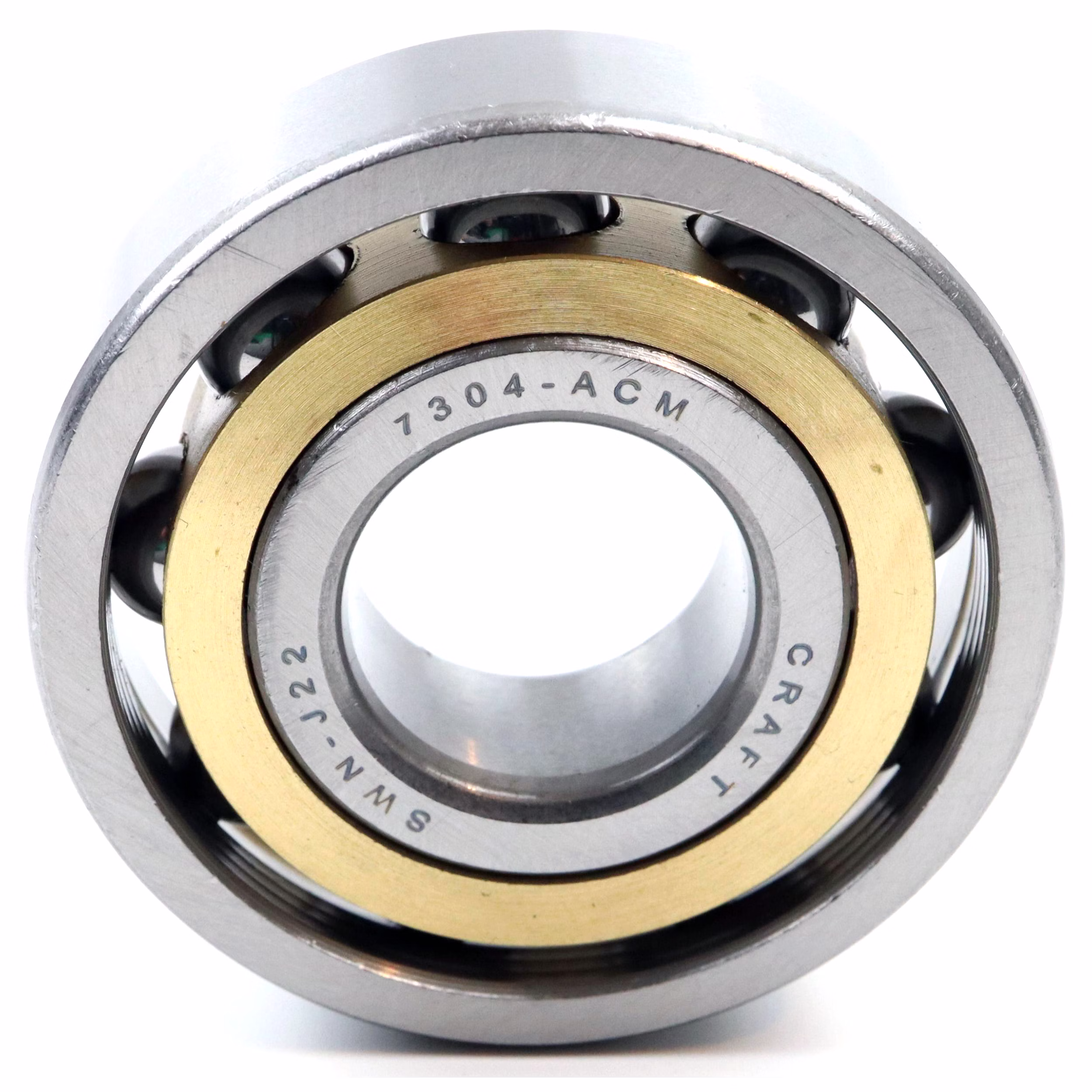 Rodamiento de bolas de contacto angular 7304 ACM 20x52x15mm, DIN 628, doble hilera, baja fricción, rodamiento sellado para cargas radiales y axiales, ideal para aplicaciones industriales y de automoción. PP100167 Descubra el rodamiento de bolas de contacto angular 3205 2RS de Parts and Parts, un rodamiento de doble hilera de alto rendimiento diseñado para una rotación suave y máxima durabilidad. Ideal para máquinas CNC, motores eléctricos, bombas de agua y más, ofr