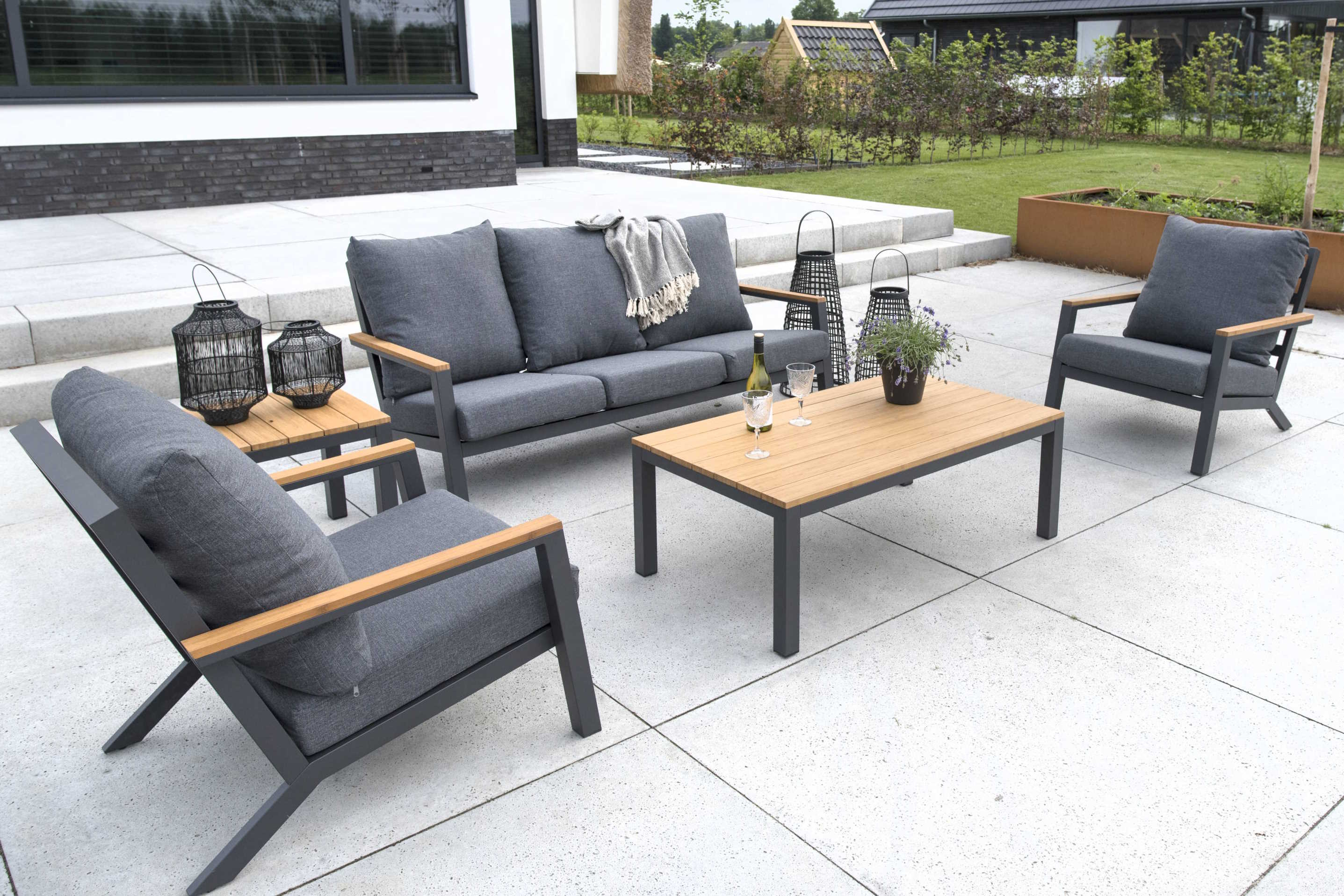     Loungegruppe DONNAN inkl. 3-Sitzer, 2 Sessel & 2 Tischen, in verschiedenen Farben