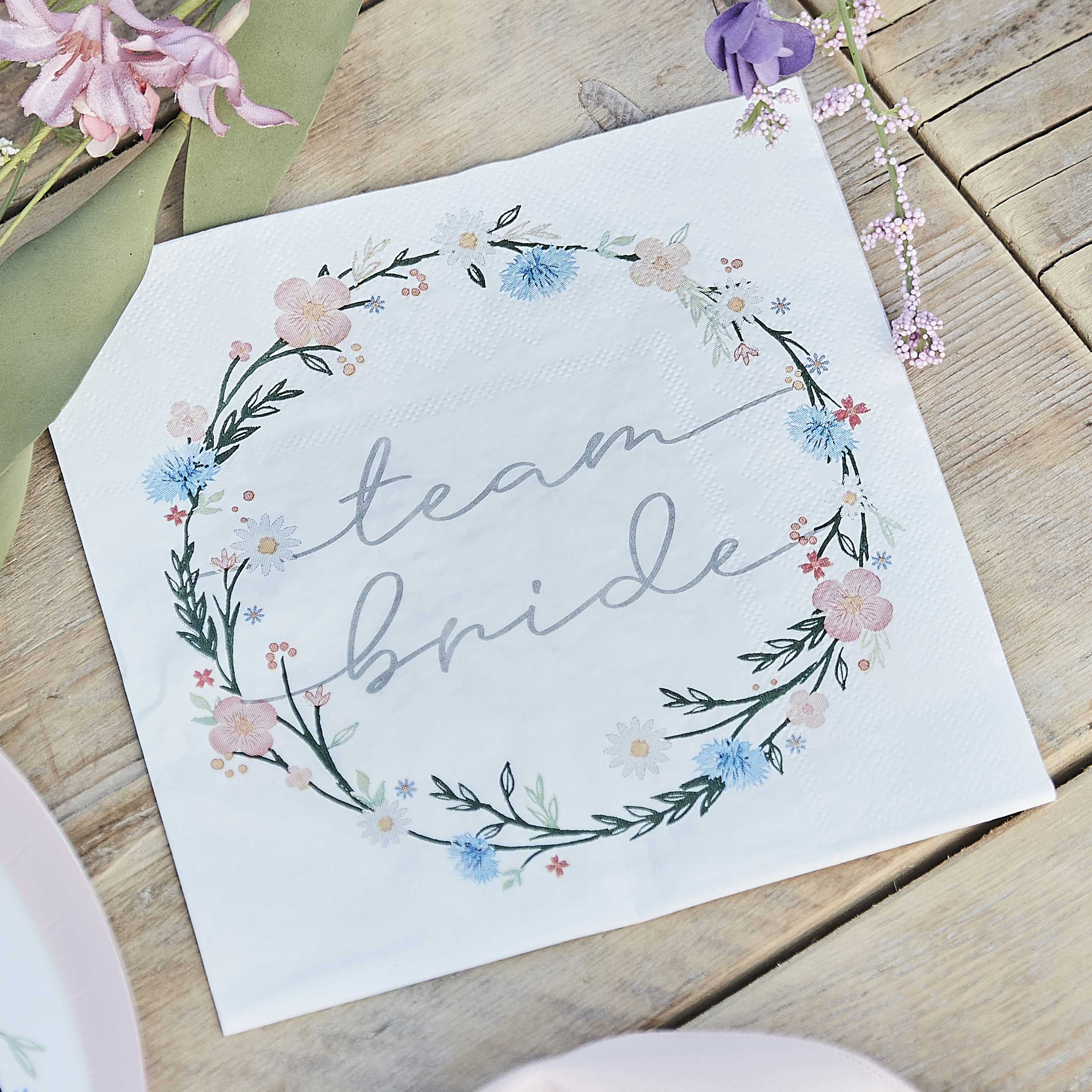 So richtest du den perfekten Junggesellenabschied für deine beste Freundin aus.
