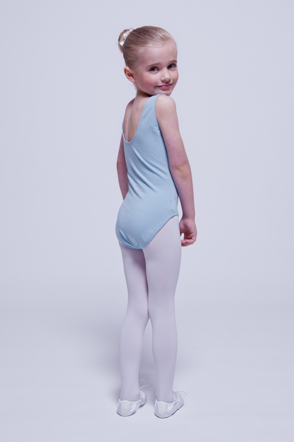 tanzmuster Kinder Ballettanzug /"Lissy/" breite Träger schwarz Ballett Trikot