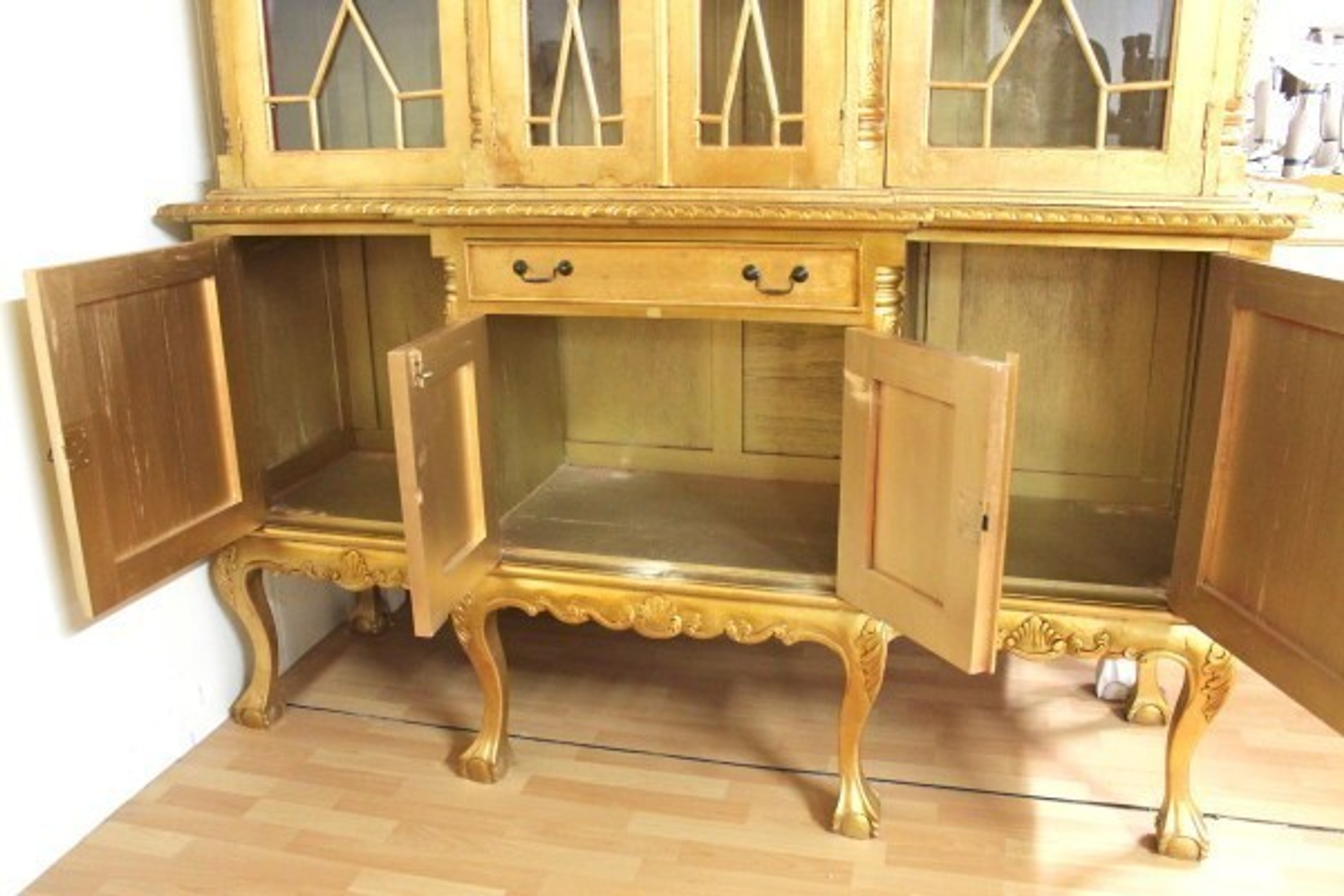 Baroque Vitrina Glass Cabinet Cupboard Buffet Leave Antique Style