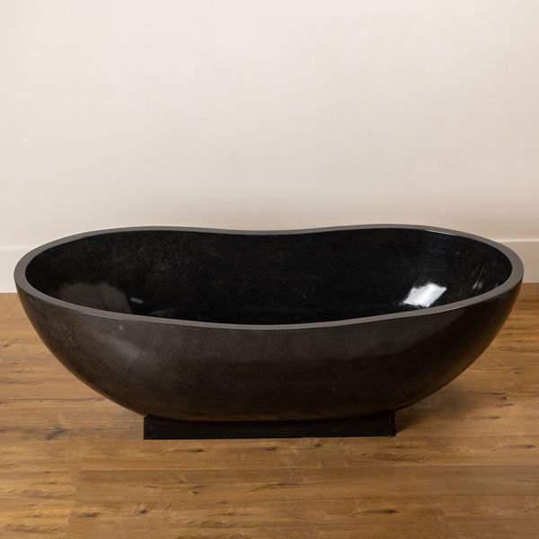 Badewanne aus Terrazzo 180x85 cm schwarz